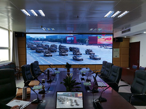 延安市某采油廠(chǎng)某會(huì)議室P1.2全彩LED調(diào)試完畢